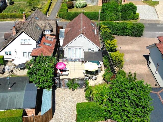 Bungalow for sale in Tadley, Priest Down