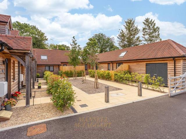 Bungalow for sale in Norwood Hill, Red Hill