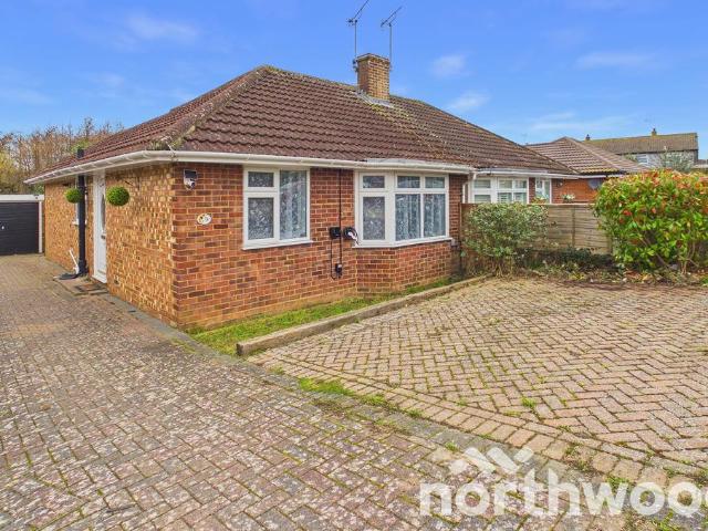 Bungalow for sale in Bybrook, Ashford