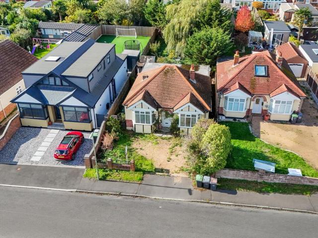 Bungalow for sale in Bedhampton, Havant