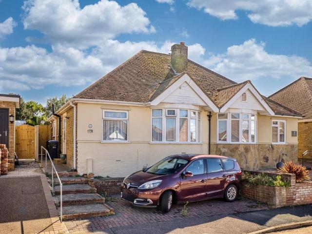 Bungalow for sale in Nethercourt, Thanet