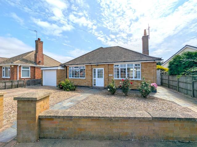 Bungalow for sale in Seacroft, Belleau