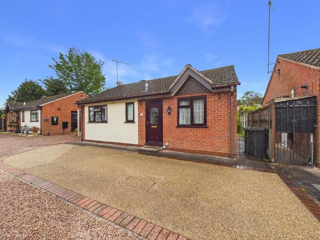 Bungalow for sale in Worcestershire