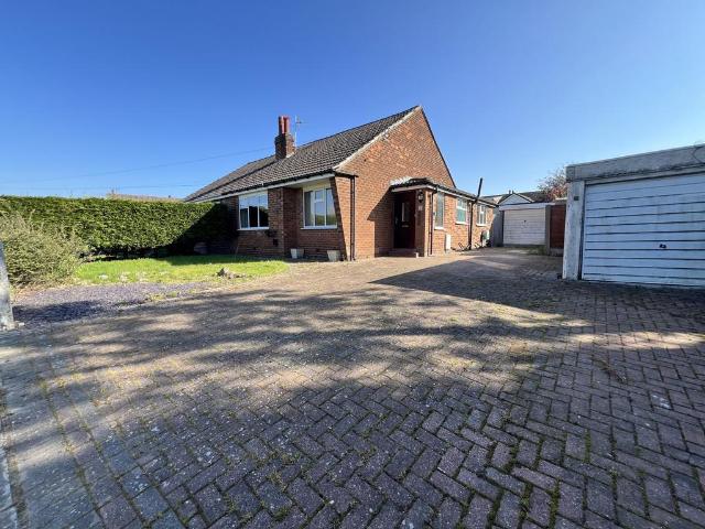 Bungalow for sale in Thornton, Holmes