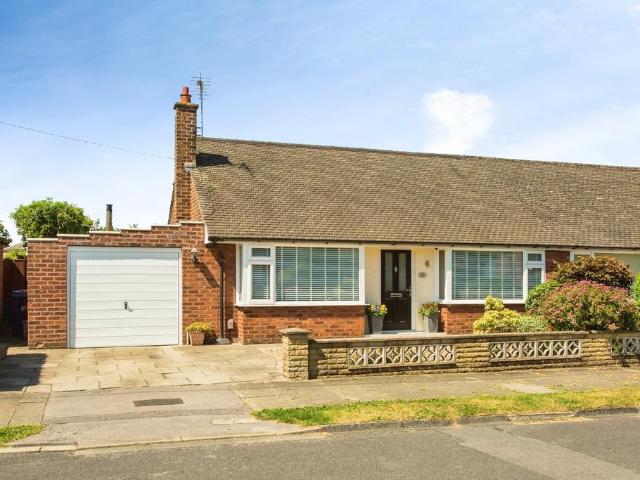Bungalow for sale in Firbank, Lancashire