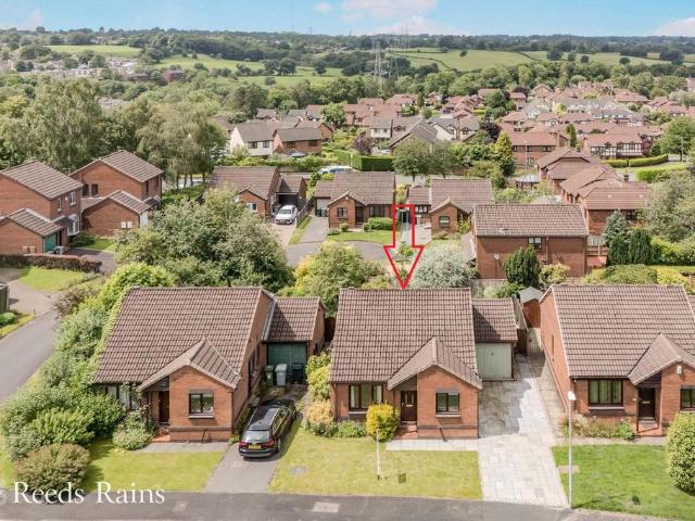 Bungalow for sale in Tytherington, Macclesfield