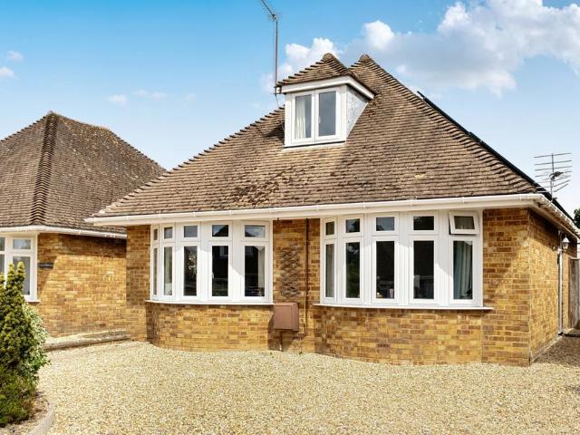 Bungalow for sale in Helford, Hampshire