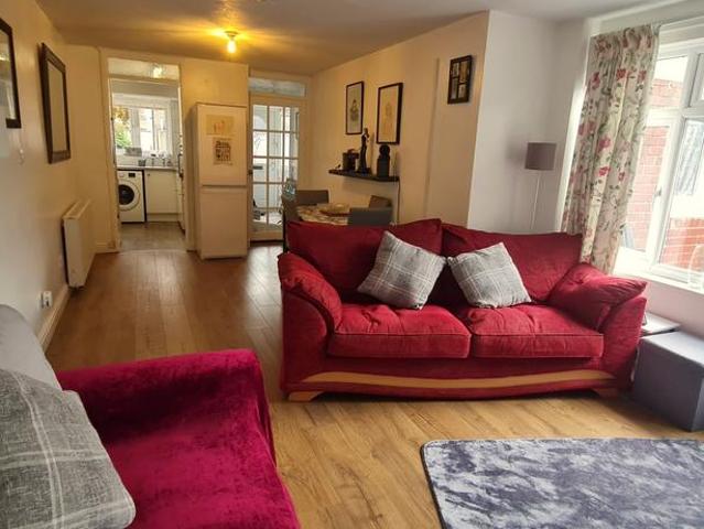 Bungalow for sale in Calne