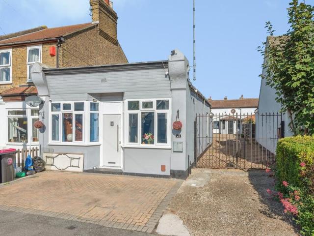 Bungalow for sale in Shoeburyness, Southend-on-Sea