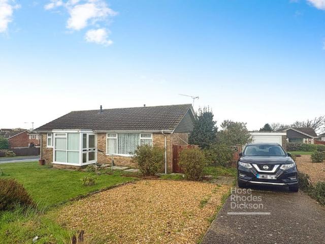 Bungalow for sale in Binstead, Ryde