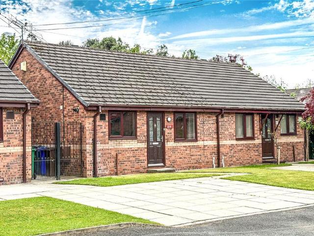 Bungalow for sale in Georgia, Greater Manchester