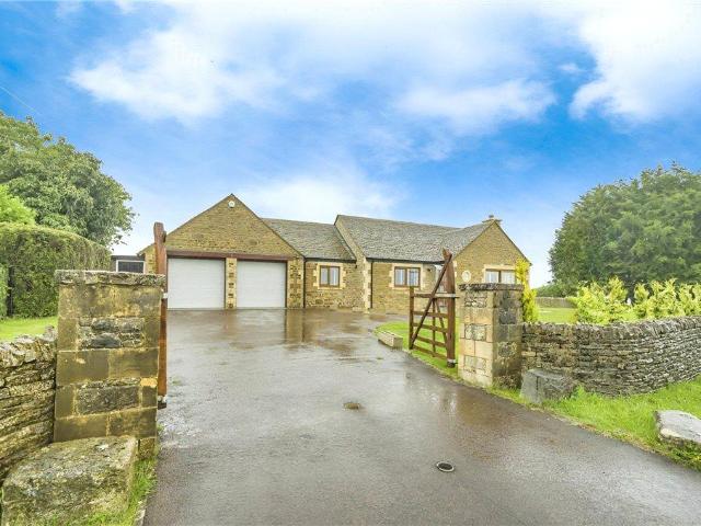 Bungalow for sale in Pegglesworth, Fossebridge