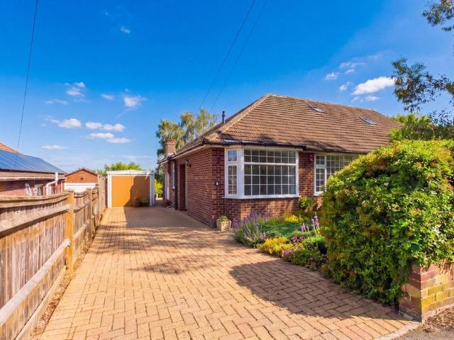 Bungalow for sale in Binfield