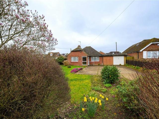 Bungalow for sale in Midway, Kent