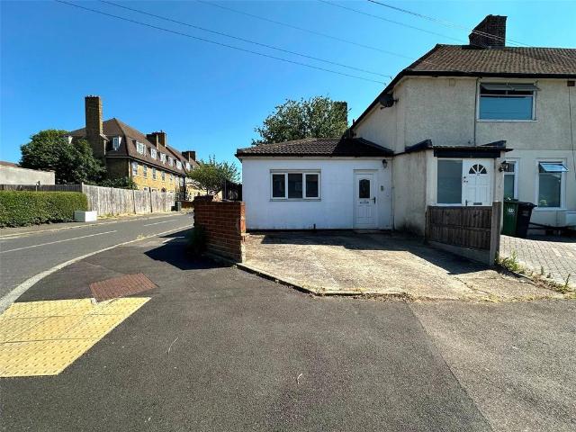 Bungalow for sale in London Borough of Lewisham, Greater London