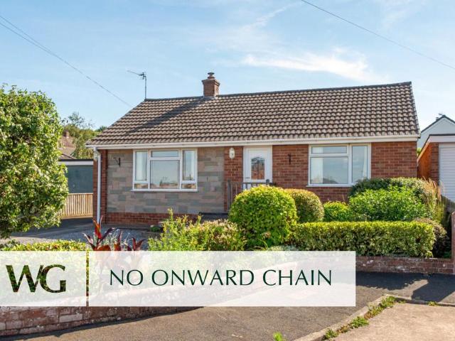 Bungalow for sale in Watergate, Devon
