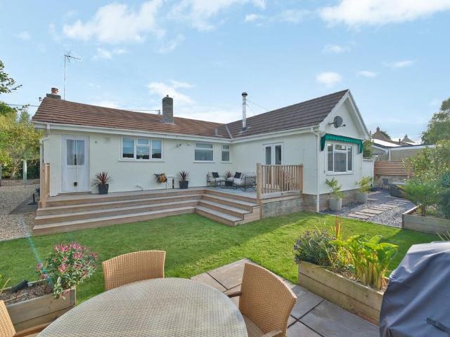 Bungalow for sale in South Hill, Bleadon