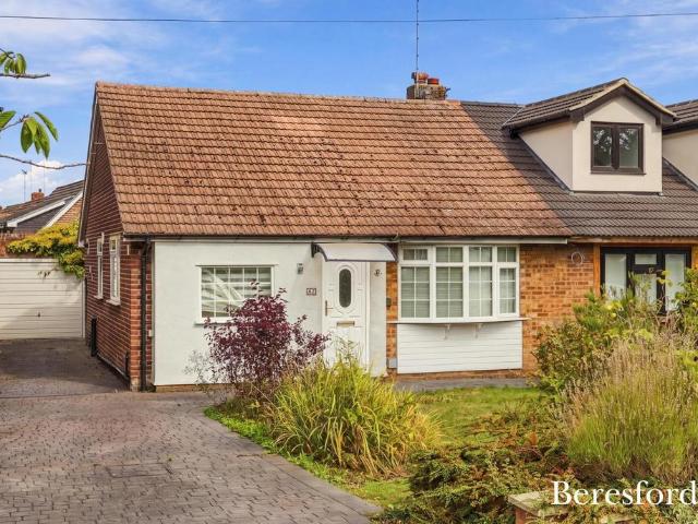 Bungalow for sale in Hutton, Navestock Side