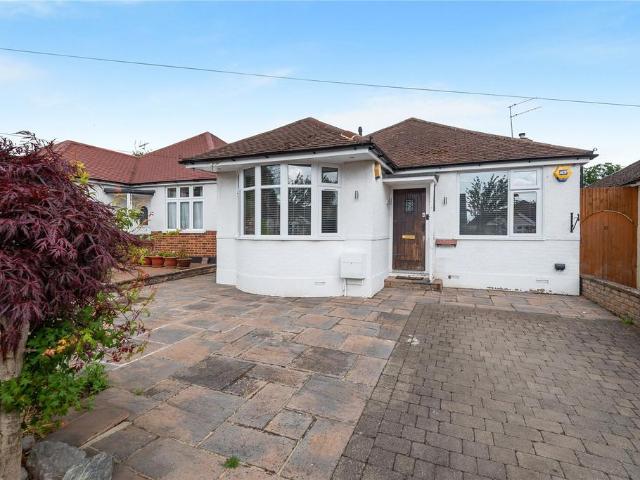 Bungalow for sale in Northwood, Greater London