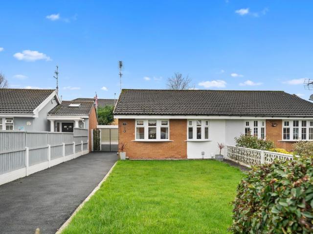 Bungalow for sale in Deysbrook, Calderstones