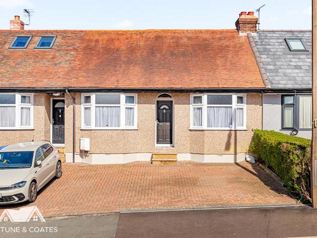 Bungalow for sale in Epping, Essex