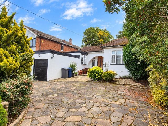 Bungalow for sale in London Borough of Barnet, Greater London