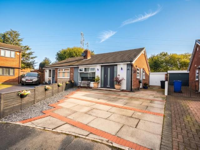 Bungalow for sale in Radcliffe, Bury