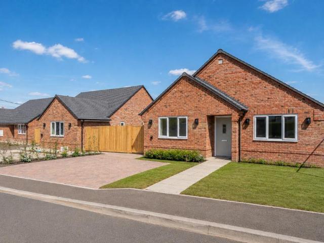 Bungalow for sale in Stone with Bishopstone and Hartwell, Stone