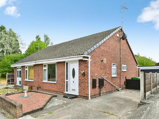 Bungalow for sale in Hempshill Vale, Haddon
