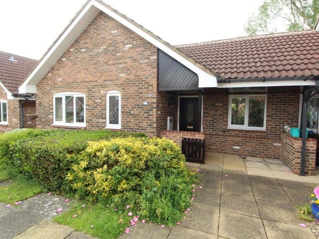 Bungalow for sale in Stanford On Avon, Leicestershire