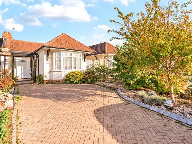 Bungalow for sale in Shoreham-by-Sea, Adur