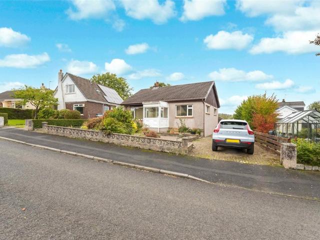 Bungalow for sale in Lochwinnoch, Renfrewshire