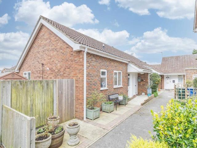 Bungalow for sale in Macknade, Oad Street