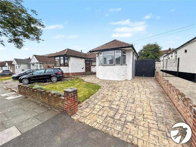 Bungalow for sale in Blackfen, Greater London