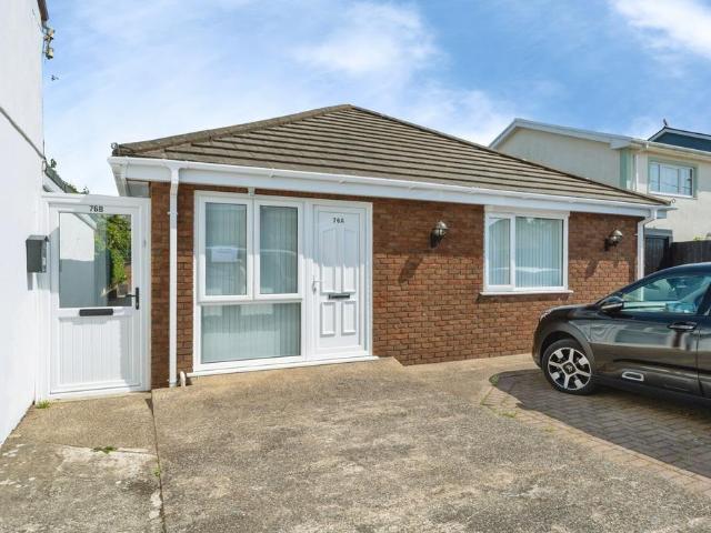 Bungalow for sale in Loughor, Wales