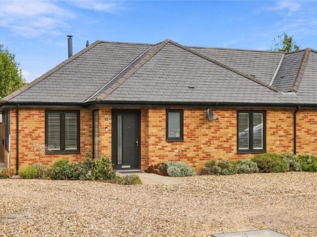Bungalow for sale in Duton Hill, Essex