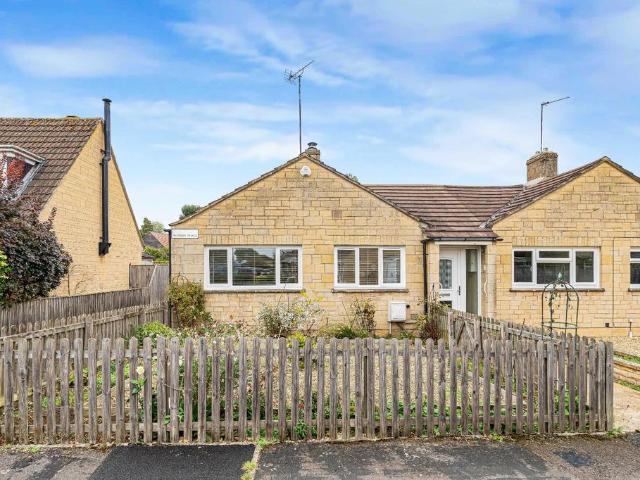 Bungalow for sale in Fairford, Cotswold