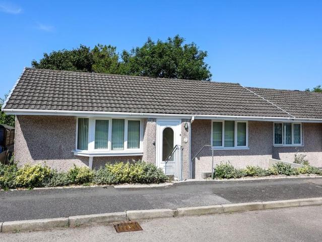 Bungalow for sale in Foxhole, Cornwall