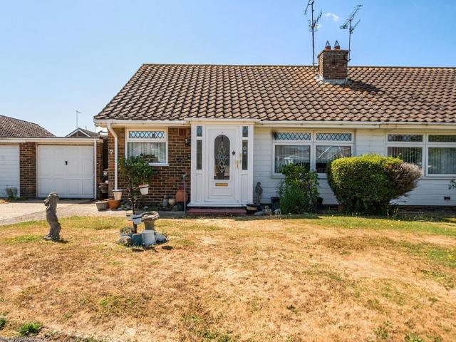 Bungalow for sale in Fishersgate, West Sussex