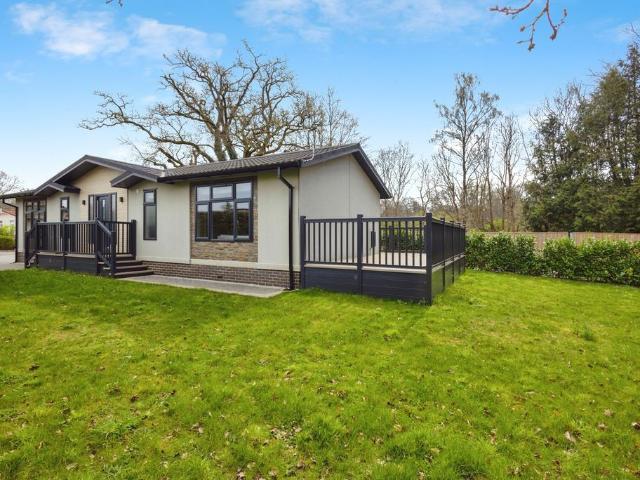 Bungalow for sale in Fole, Surrey