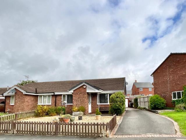 Bungalow for sale in Cheadle, Kingsley Moor