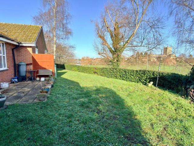 Bungalow for sale in Tewkesbury, Pamington