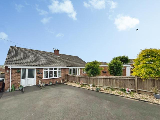 Bungalow for sale in Egginton, East Midlands
