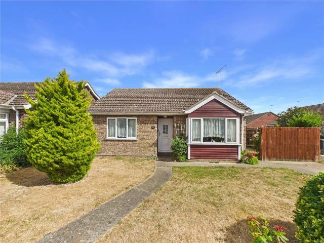 Bungalow for sale in Walton, Eastbridge