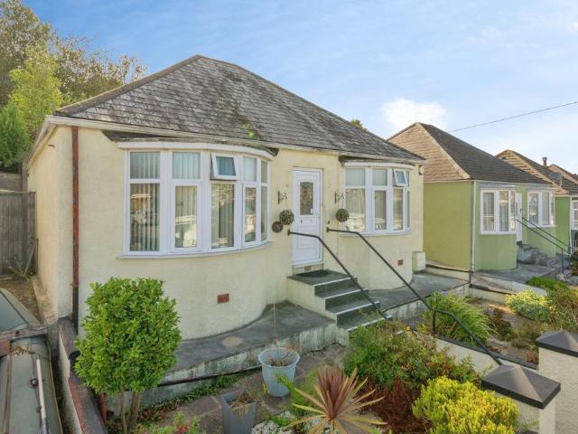 Bungalow for sale in Mount Wise