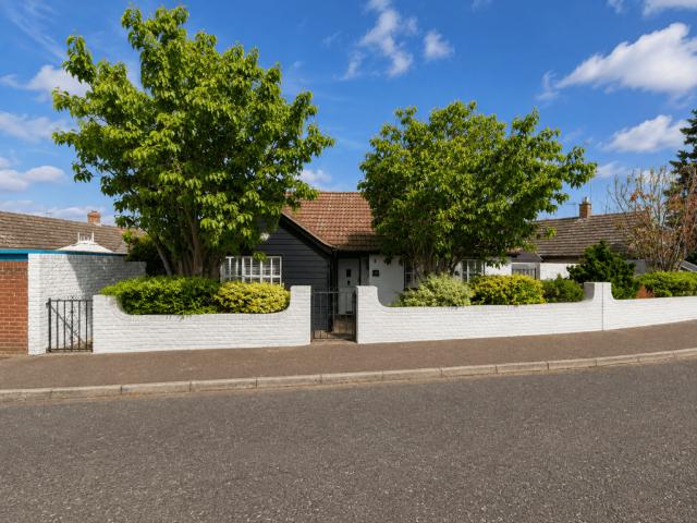 Bungalow for sale in Fordham Heath, Essex