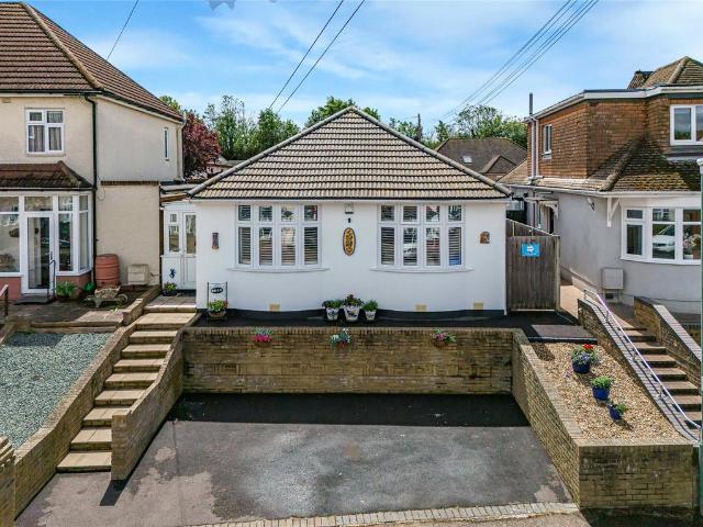 Bungalow for sale in Worcester Park Estate, Monks Orchard
