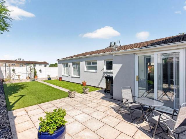Bungalow for sale in Feckenham, City Of Bristol