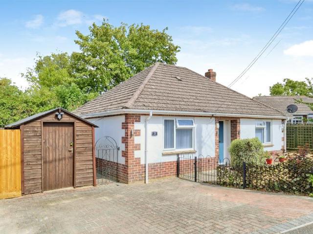 Bungalow for sale in Durrington, Wiltshire