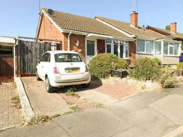 Bungalow for sale in Barton Seagrave